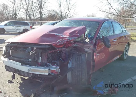 2018 Honda Accord Touring z USA, uszkodzony, nr VIN 1HGCV1F99JA066182